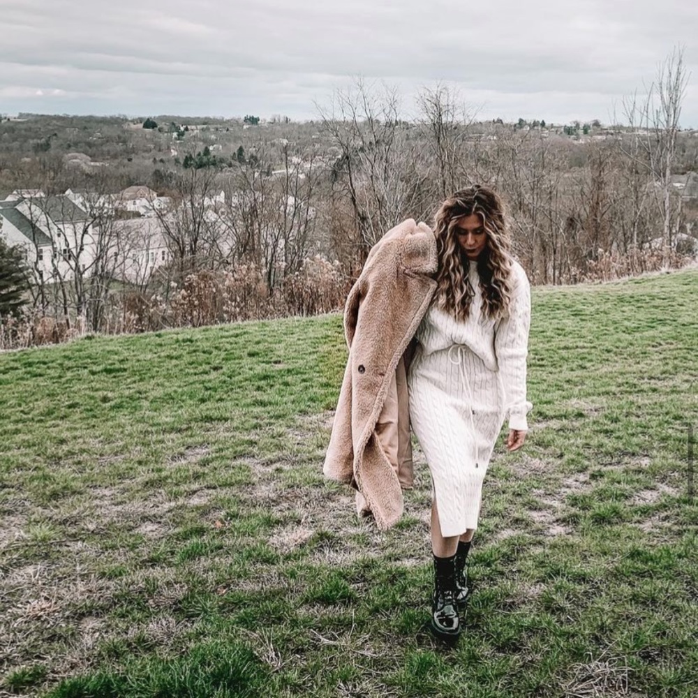 m.n.i. Cable Knit Midi Skirt